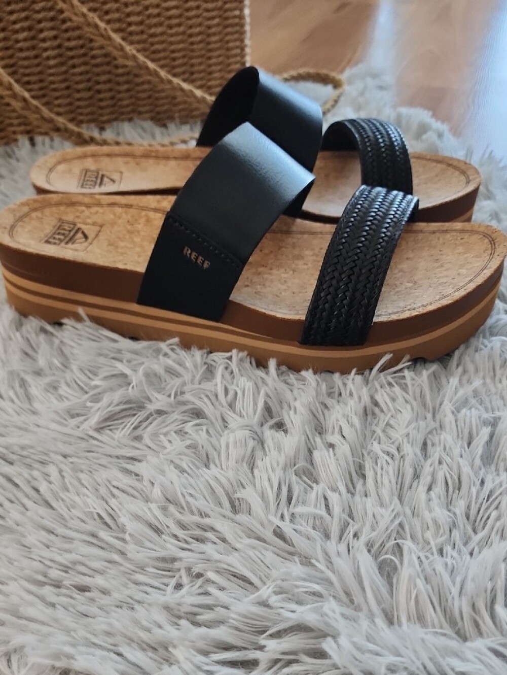 Reef Women’s Cushion Vista Hi Black and Brown Platform Slide Sandals - Picture 6 of 6